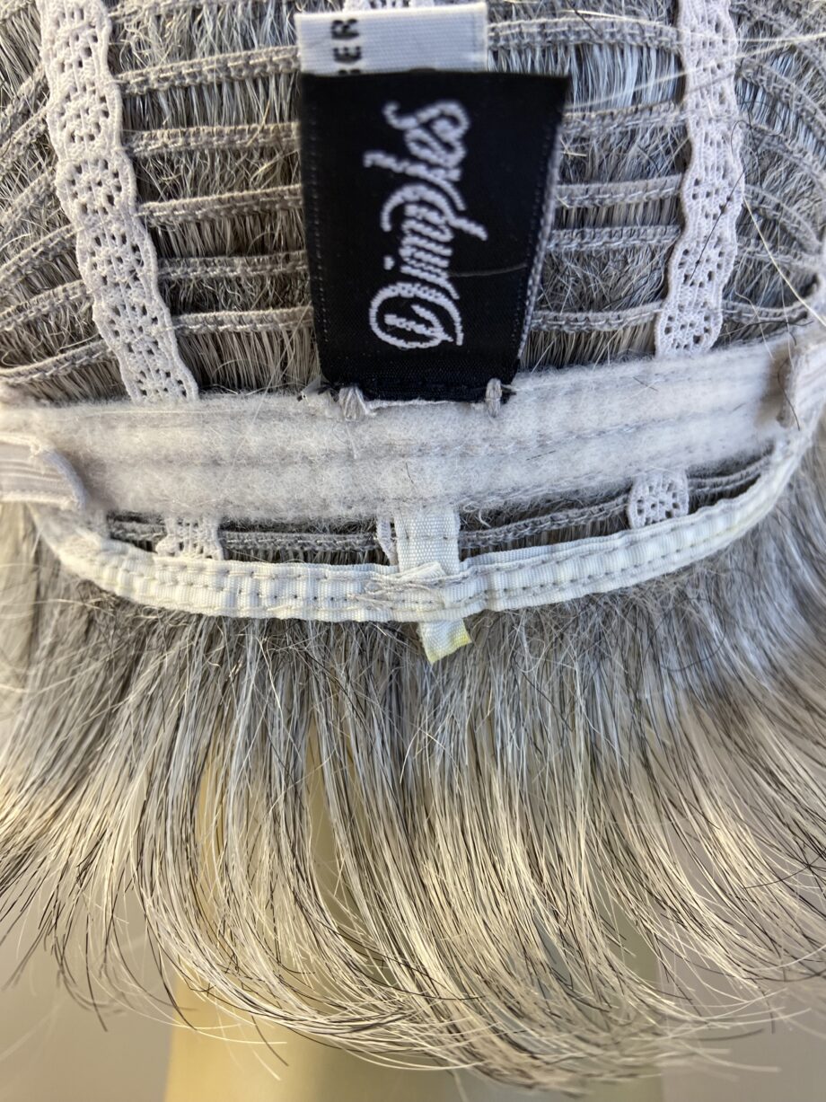 New dimples silver thread wig. Bgss489