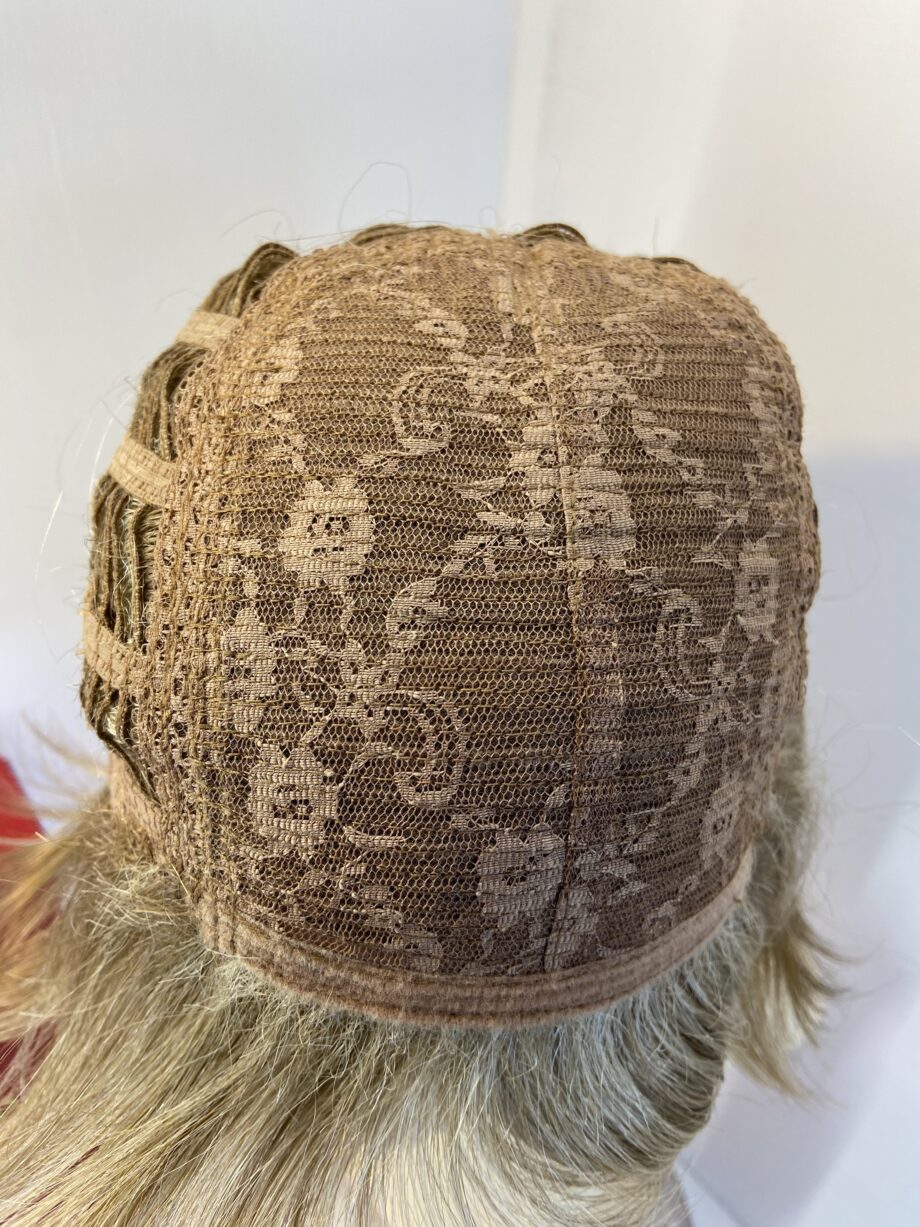 Spring honey blonde Rene of Paris wig. Bblms491