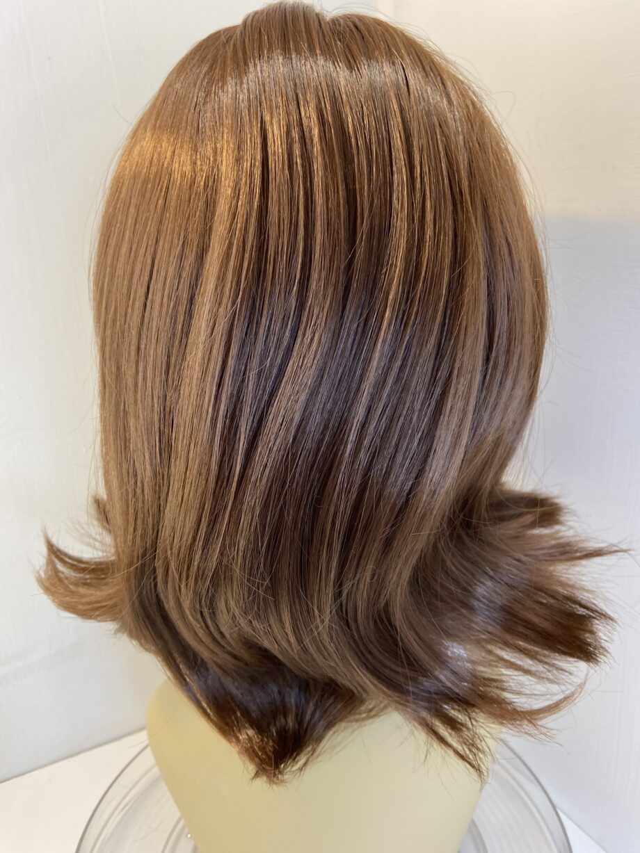 New long brown wig. Brmw613