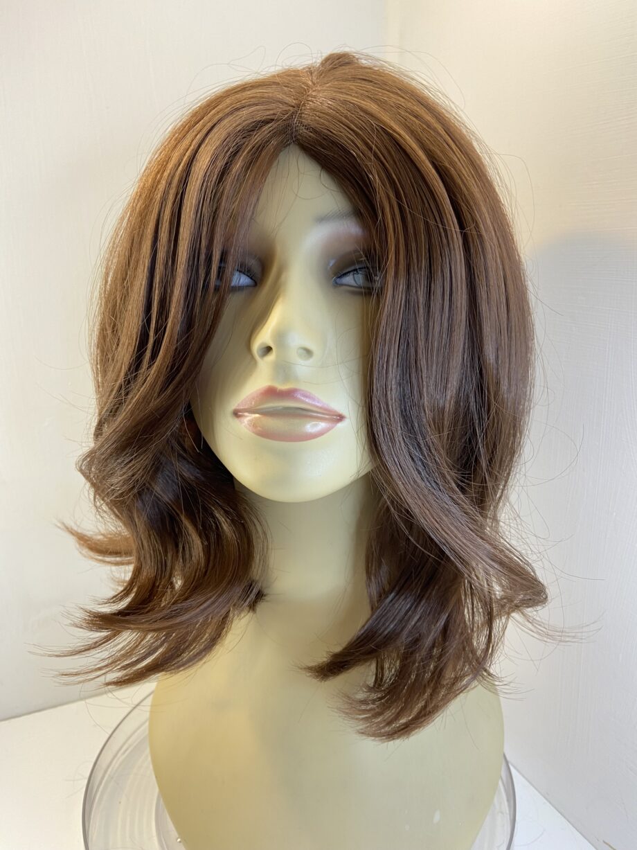 New long brown wig. Brmw613