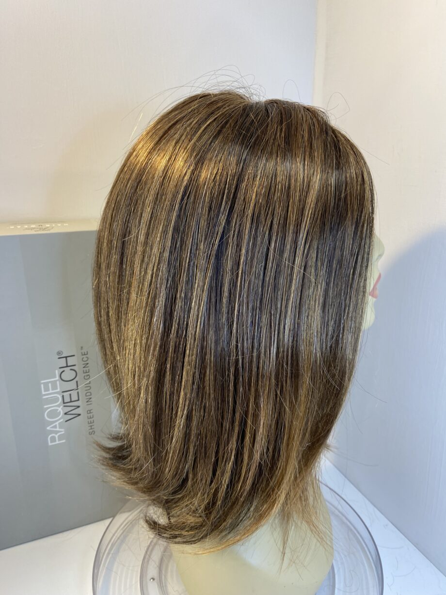 New long brown wig. Bbrls493