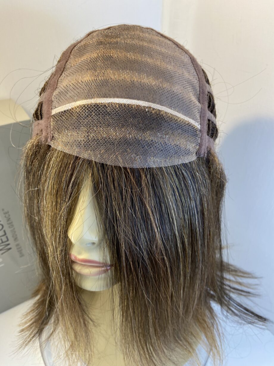 New long brown wig. Bbrls493