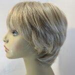 Rooted blonde stylish wig. Blss620