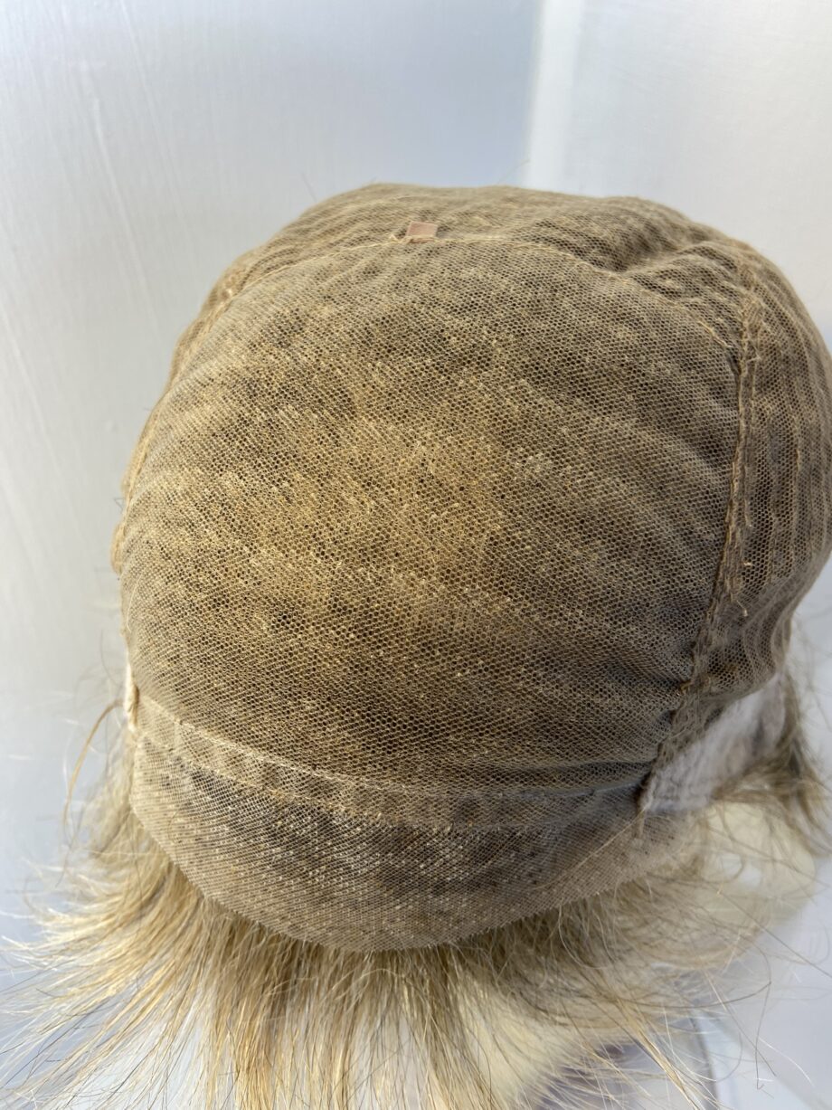 Soft cap blonde wig. Blss318