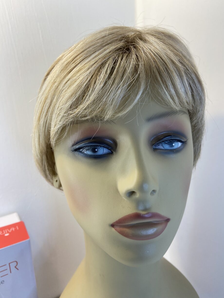 Soft cap blonde boxed wig. Ellen Wille collection. Bblss500