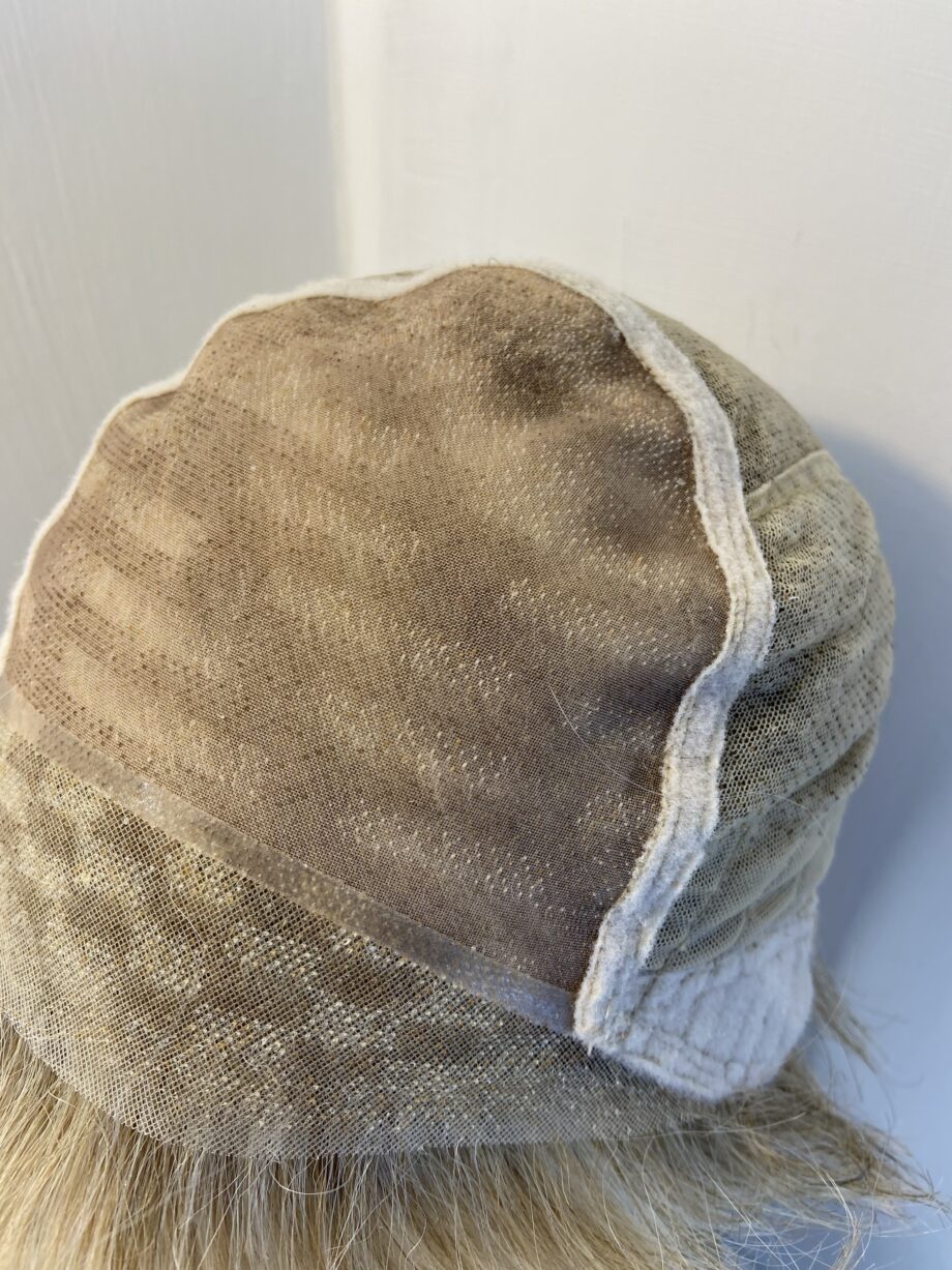 Soft cap blonde boxed wig. Ellen Wille collection. Bblss500