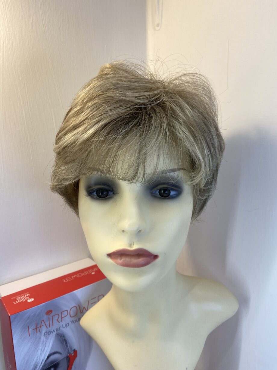 Short blonde wavy wig   Bblsw502