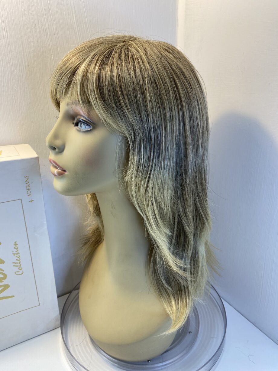 Long blonde Noriko design wig. Bblls507