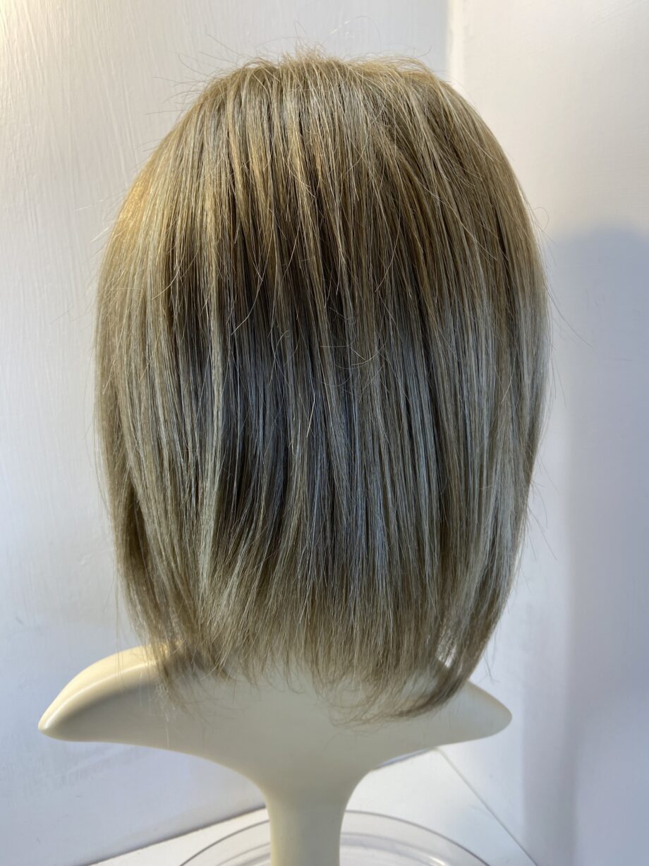Blonde Noriko wig. Blms821