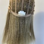 Long pre loved blonde wig. Blls737