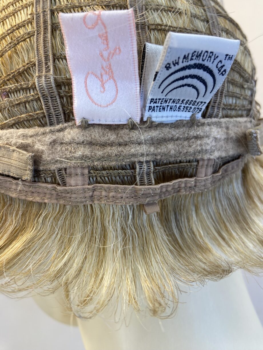 Honey blonde short designer wig. Blss45
