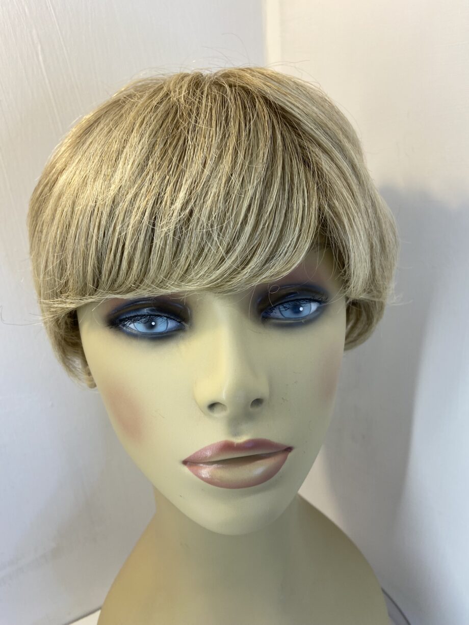 Blonde Rene of Paris wig. Blss50