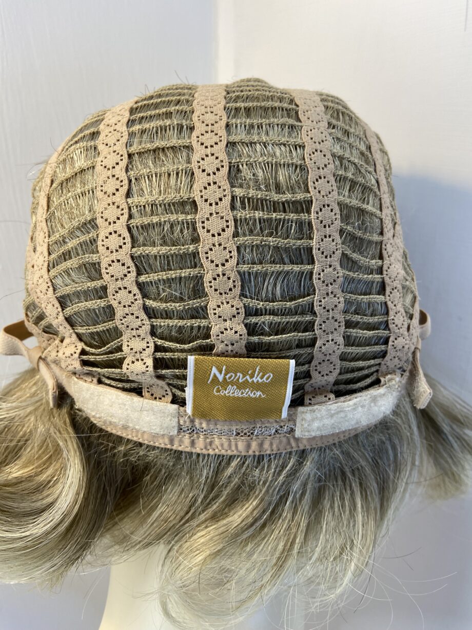 New Sandy blonde Noriko wig. Bblms504
