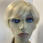 New light blonde short wig. Blss742