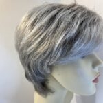 Silver grey short wig. Gss737