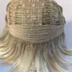 Stunning blonde long wig. Bllw742
