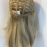 Stunning blonde long wig. Bllw742