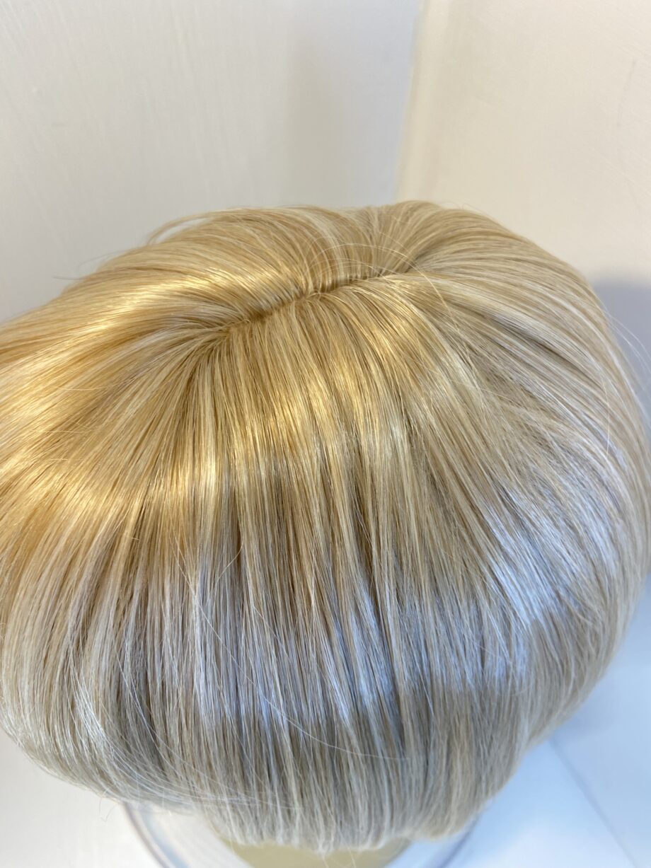 New blonde wig. Bblms491