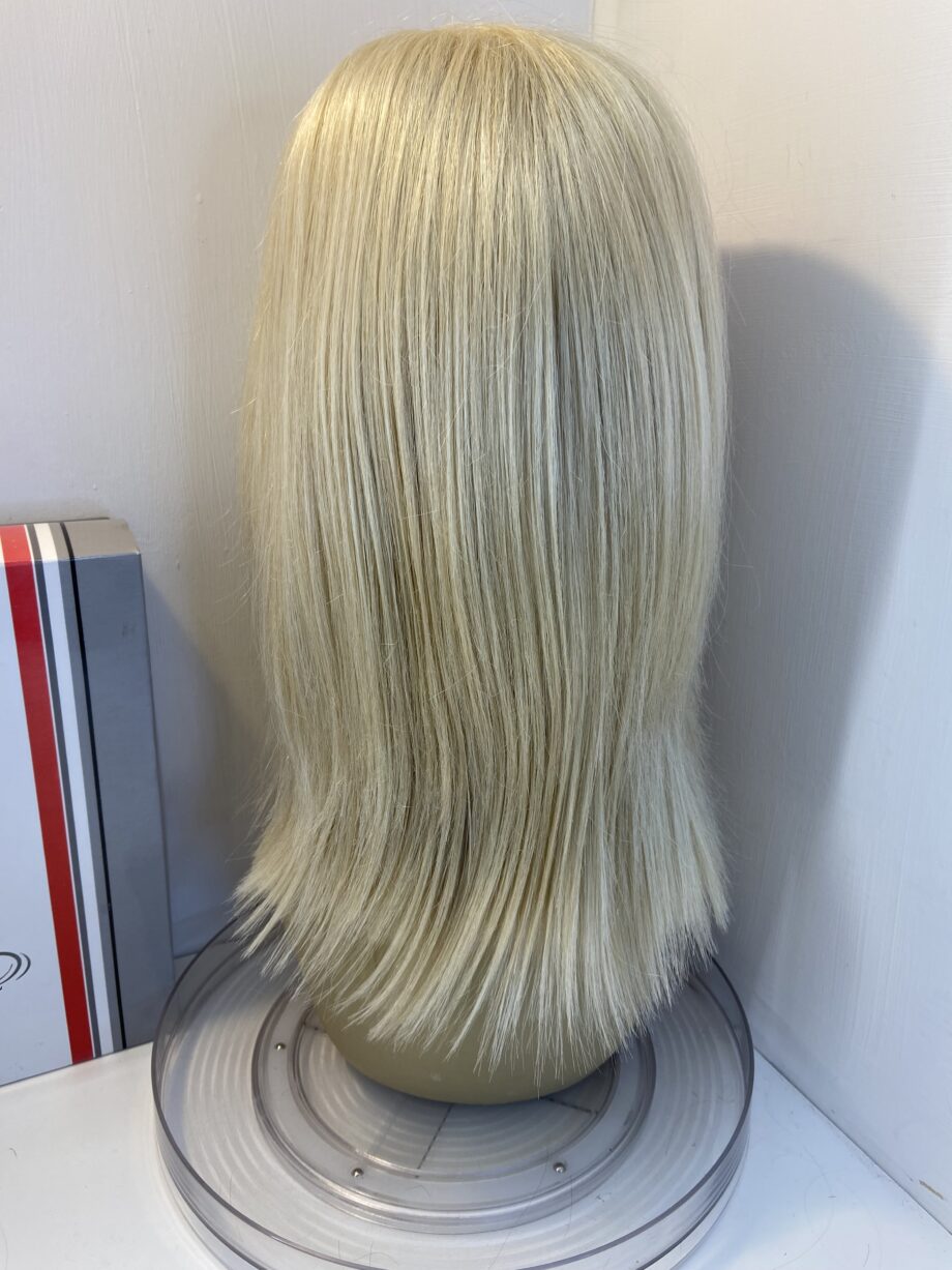 Blonde hair world wig. Bblms493