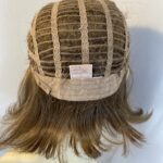 Light brown shiny wig. Brms586