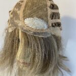 Blonde highlighted wig. Blms589