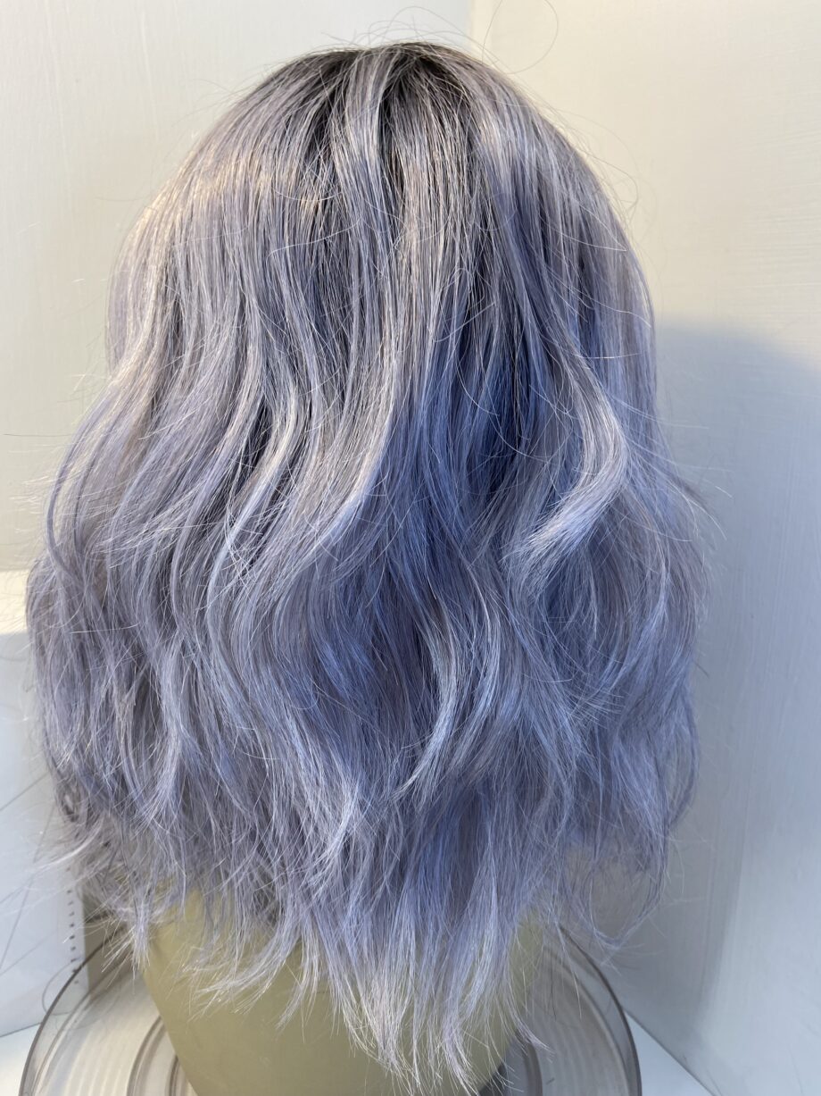 Absolutely stunning new lilac/ grey rooted wig. Bbgmw491