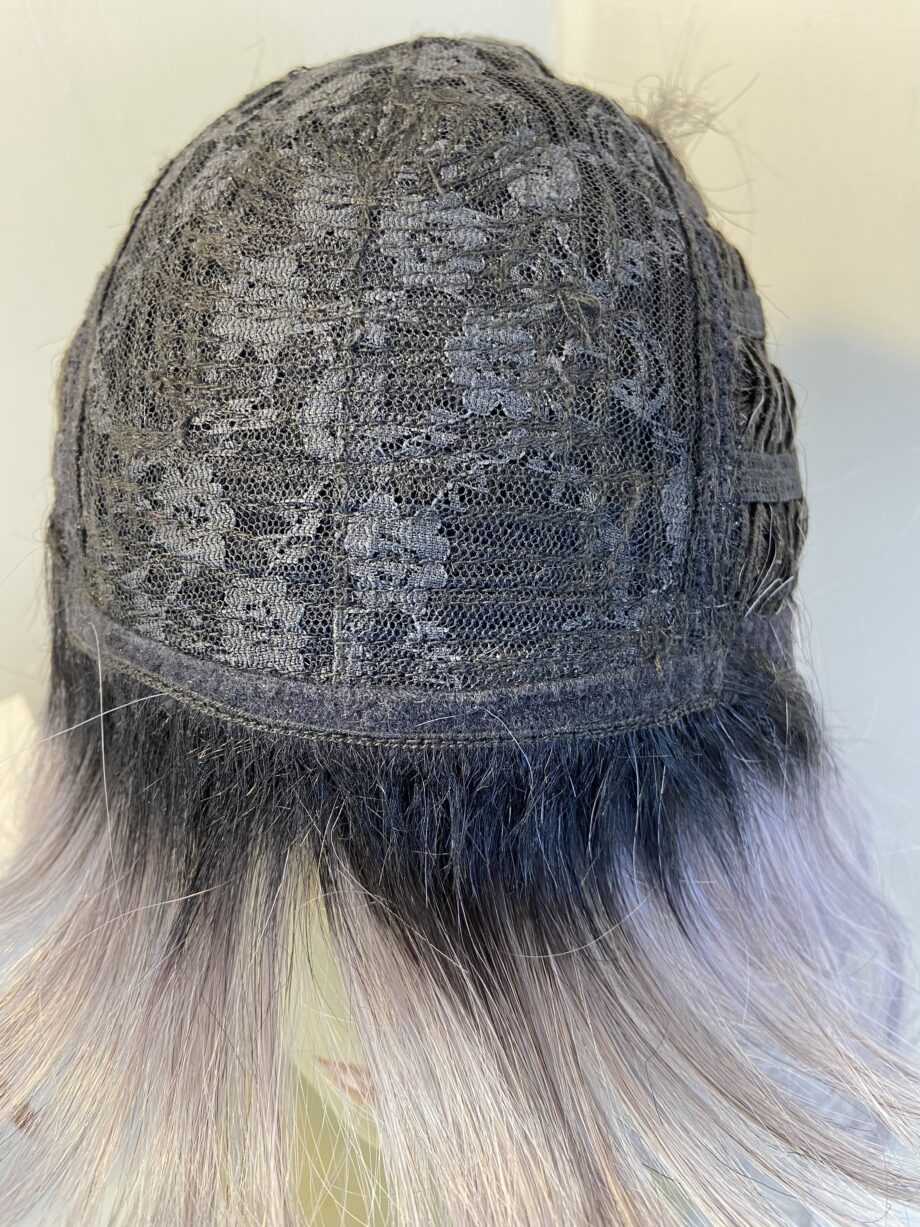 Absolutely stunning new lilac/ grey rooted wig. Bbgmw491