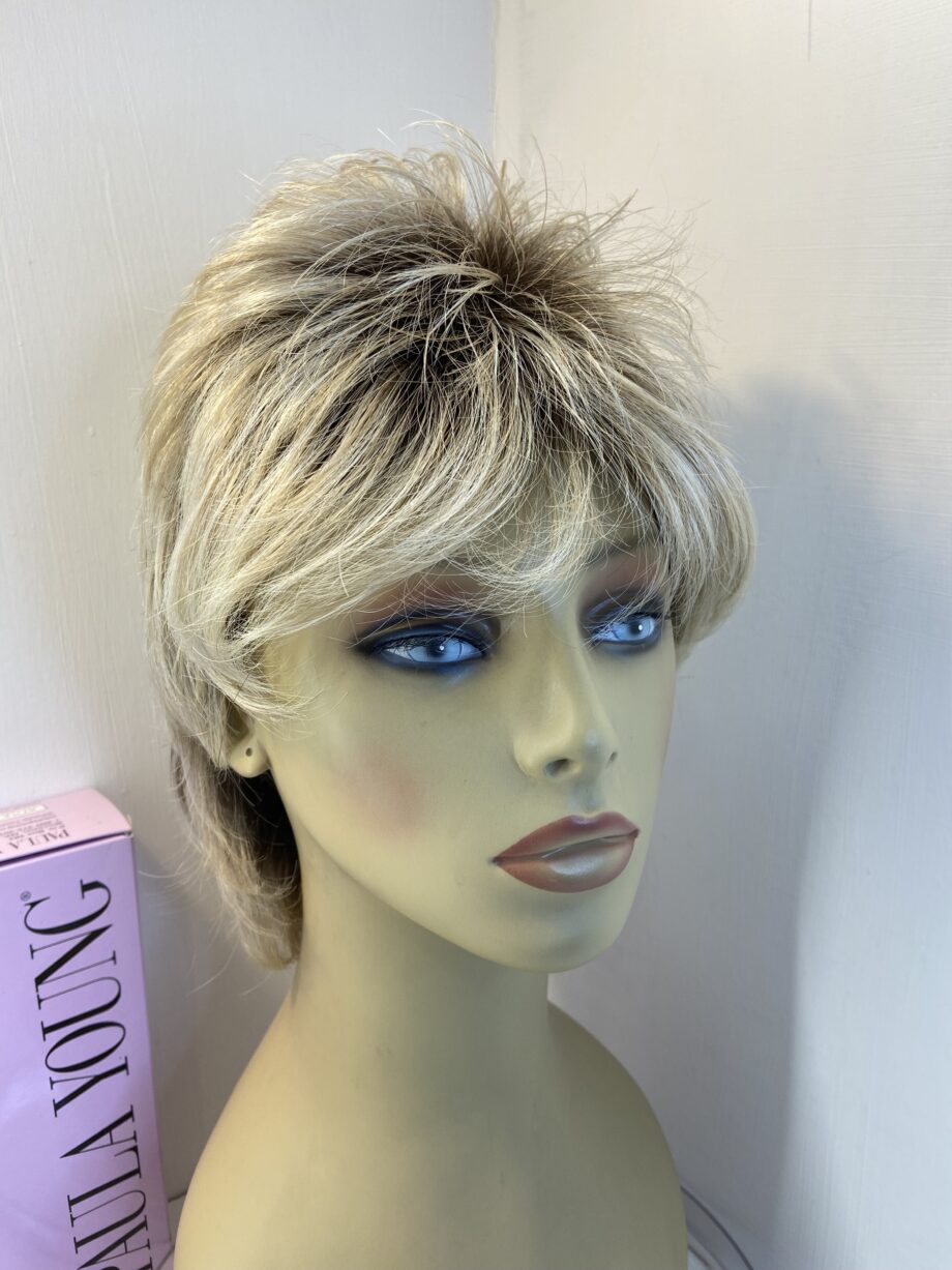 Rooted blonde Paula young wig. Bblss495