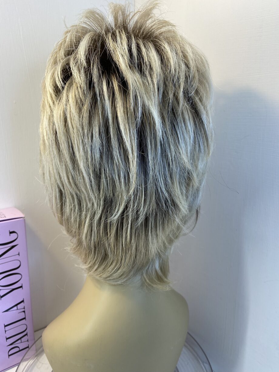 Rooted blonde Paula young wig. Bblss495