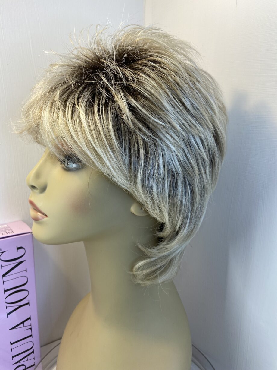 Rooted blonde Paula young wig. Bblss495