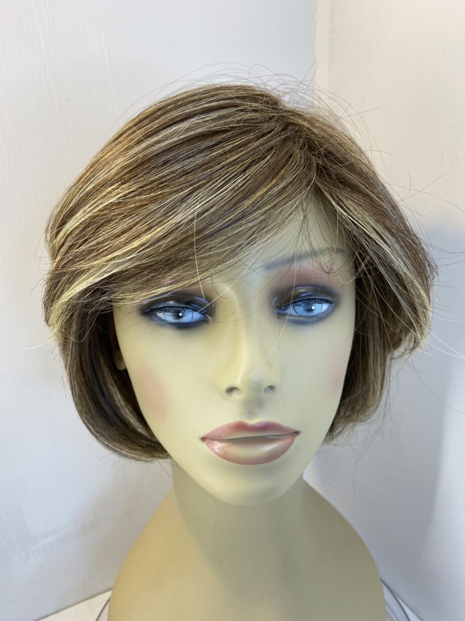 Gorgeous silky soft brown designer wig. Brss745