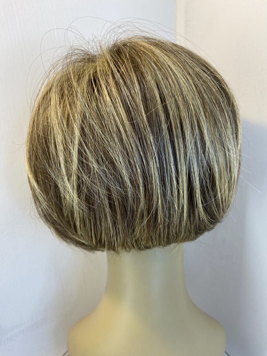 Gorgeous silky soft brown designer wig. Brss745
