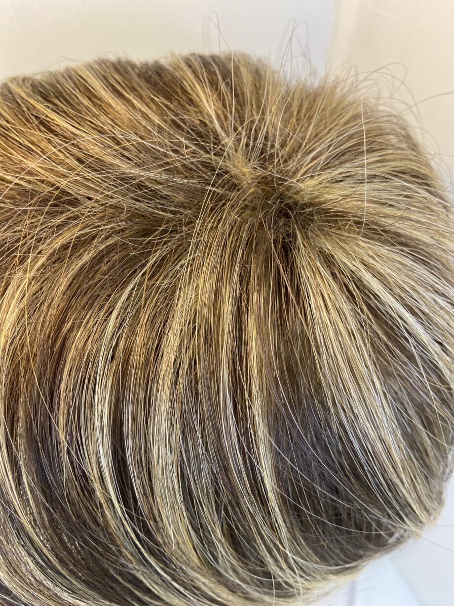 Gorgeous silky soft brown designer wig. Brss745