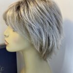 Natural image blonde rooted wig. Bblss500