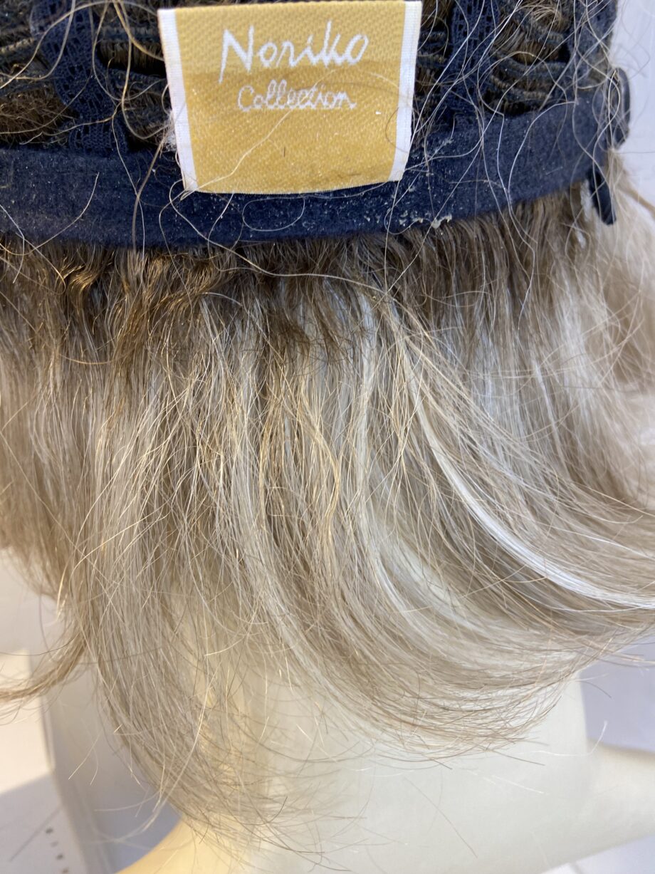 Rooted blonde Noriko wig. Bblmw503