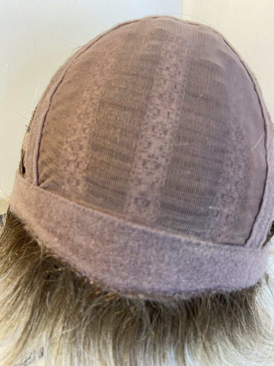 Rooted blonde natural image wig. Bblss506