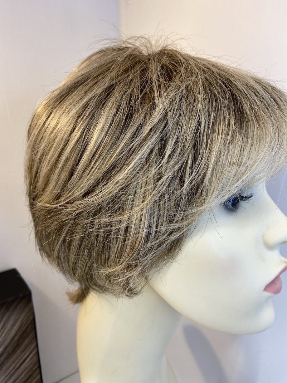 Ellen Willie hair society blonde wig. Bblss515