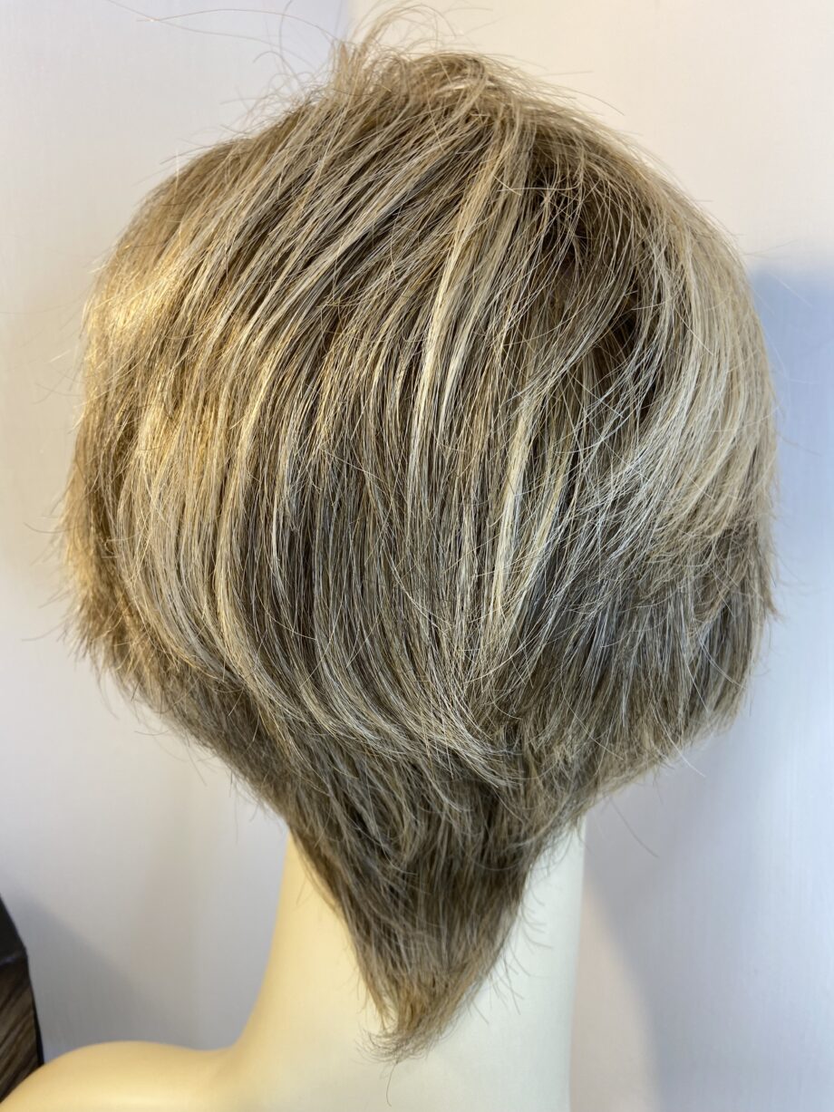 Ellen Willie hair society blonde wig. Bblss515