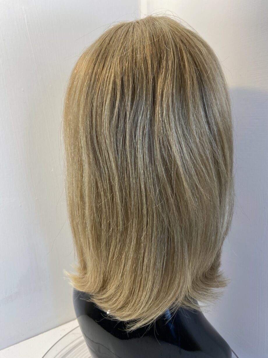 Sleek blonde soft cap wig. Blls607