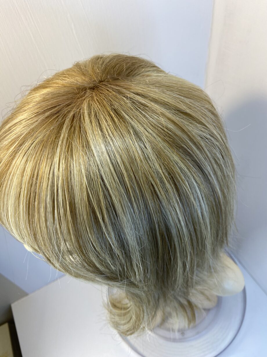 Blonde Rene of Paris wig. Blms620