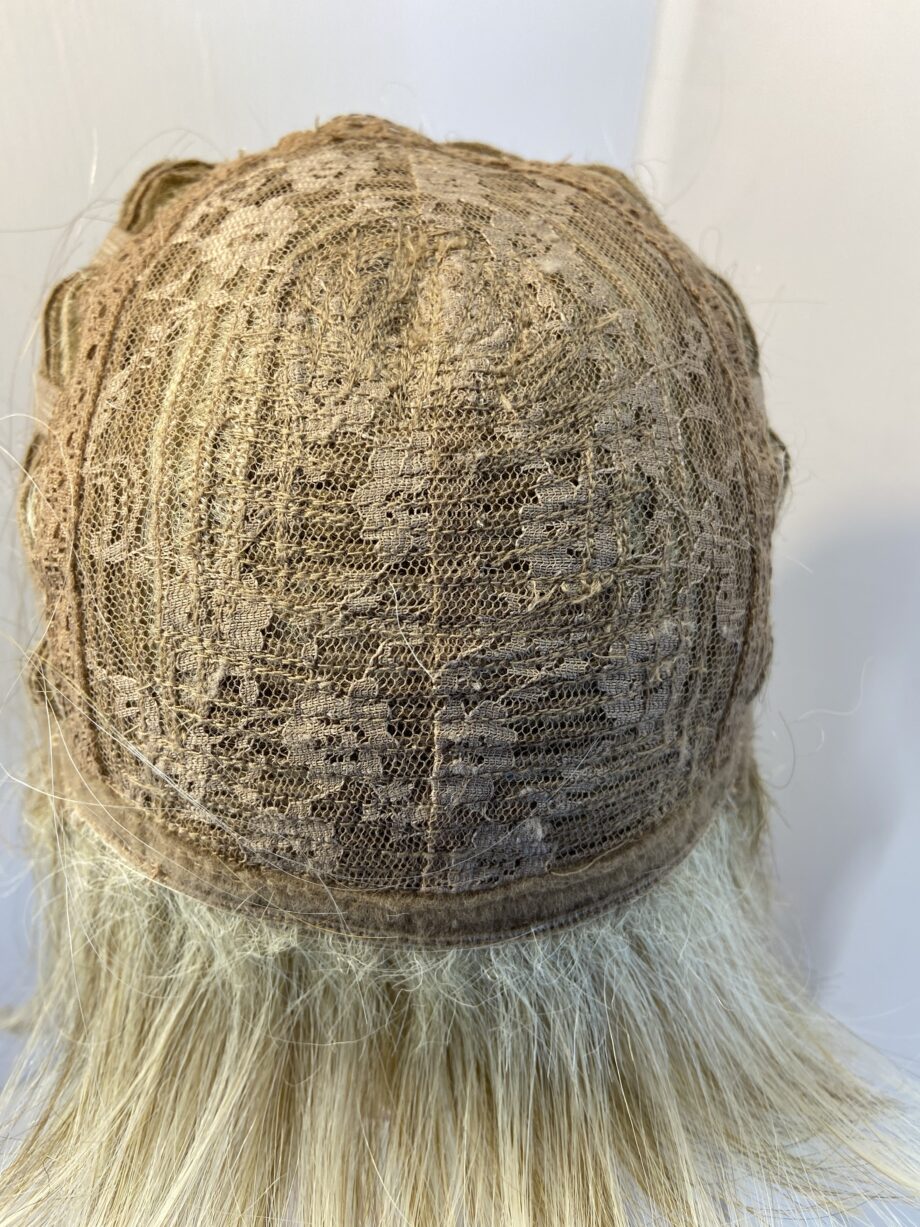 Blonde Rene of Paris wig. Blms620