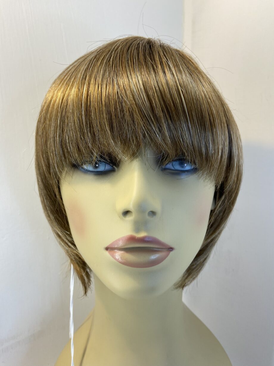 New Rene of Paris maple sugar wig. Brss608