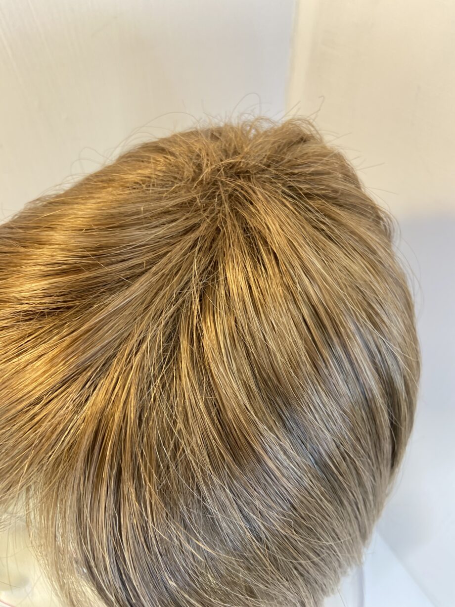 Shiny brown as new wig. Brms610