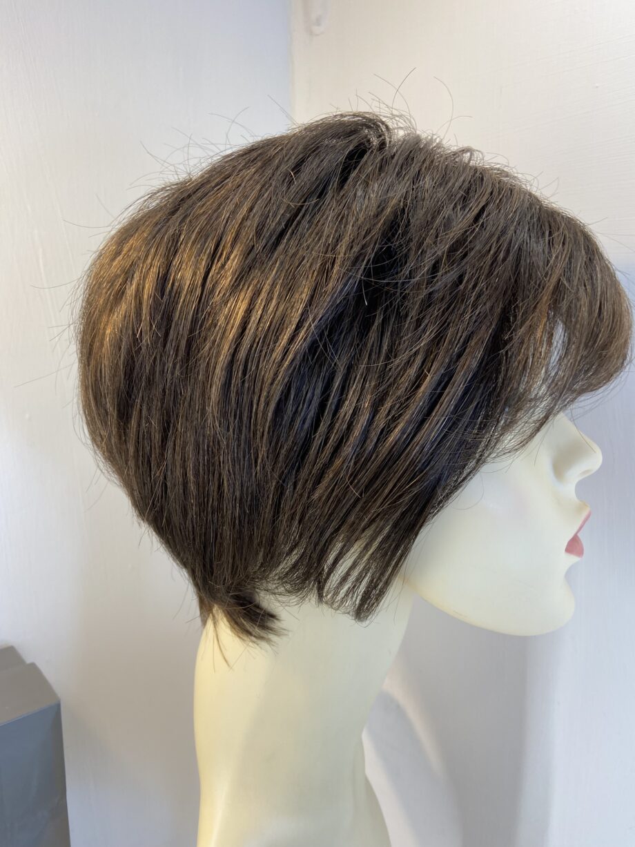 New Brown Raquel Welch wig. Bbrsw601
