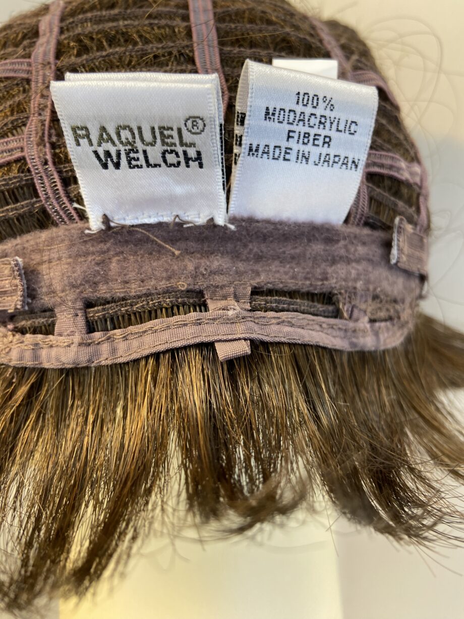 New Brown Raquel Welch wig. Bbrsw601