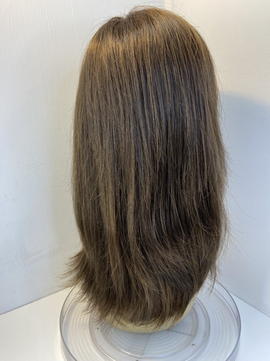 Shiny long brown wig. Brls324