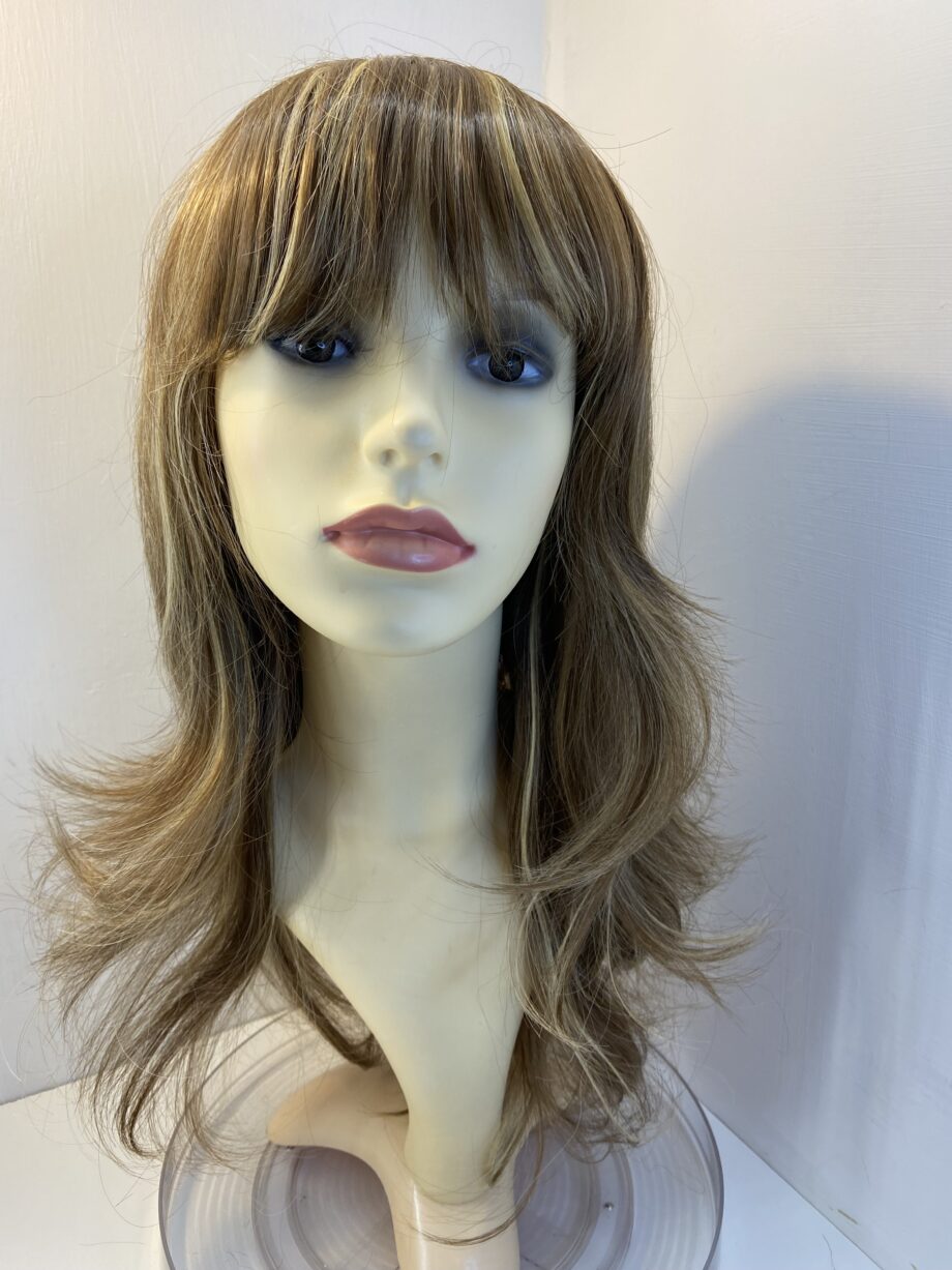 New long brown wig. Brlw592
