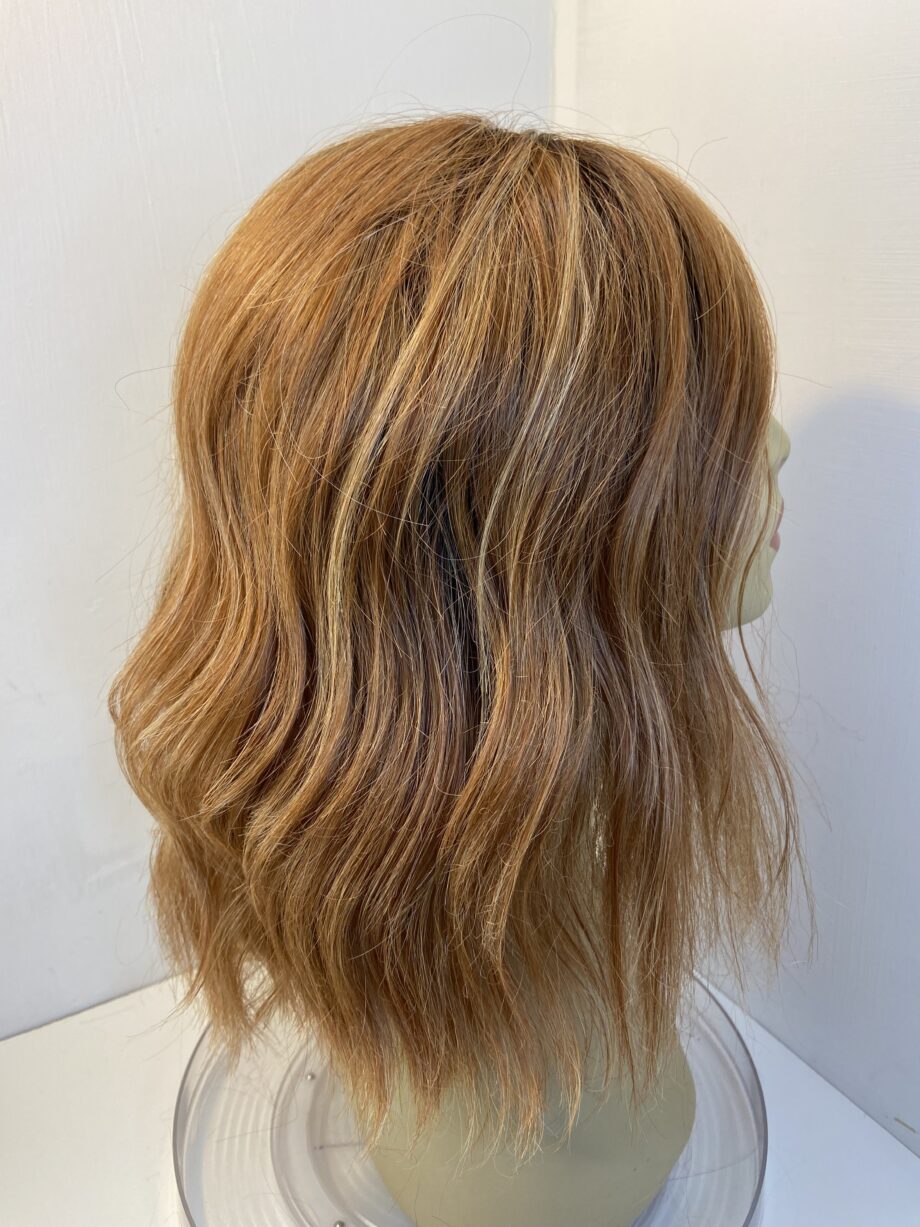 Soft cap blonde rooted Raquel Welch wig. Bllw597