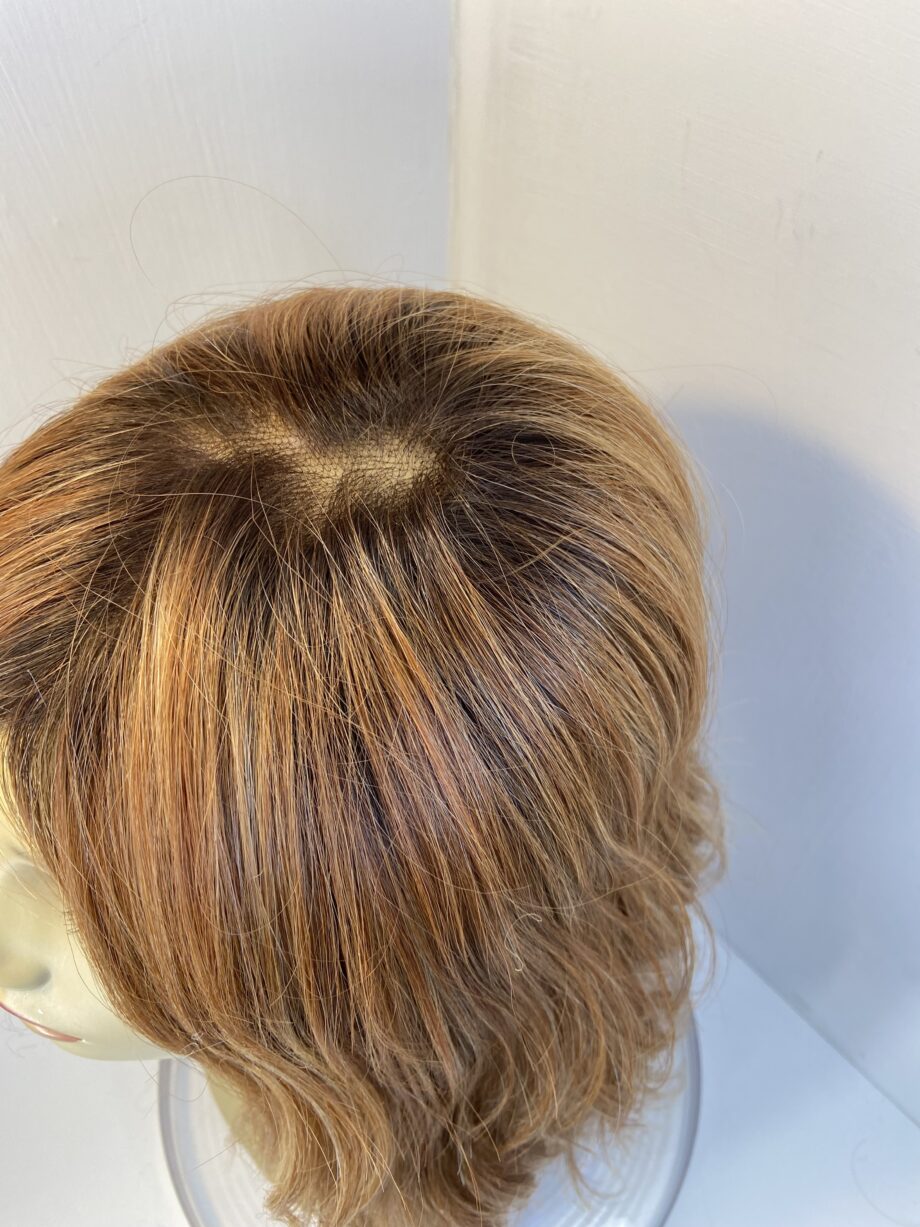 Soft cap blonde rooted Raquel Welch wig. Bllw597