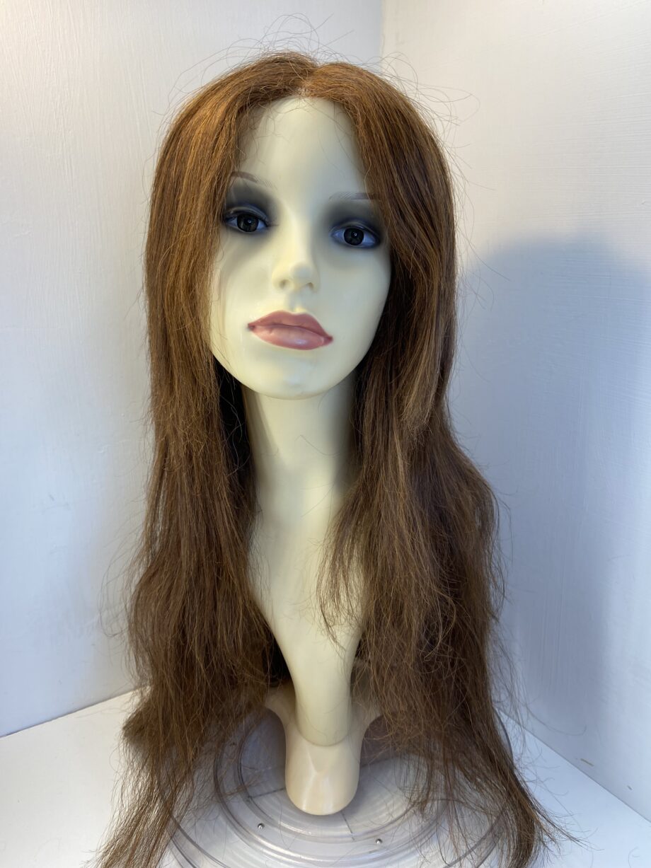 Extra long brown wig. Blls598